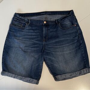 Old Navy Denim Shorts size 16